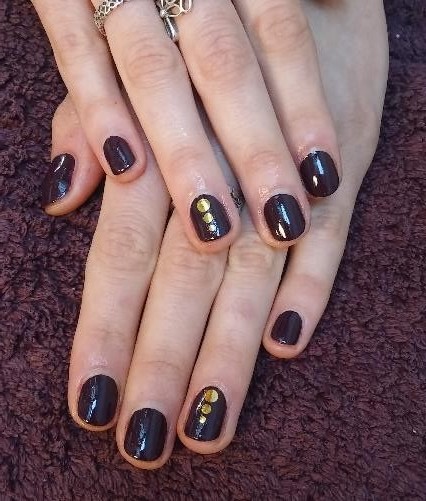 NAILS-BY-METS-Nails-inc-mobile-manicure-London-2