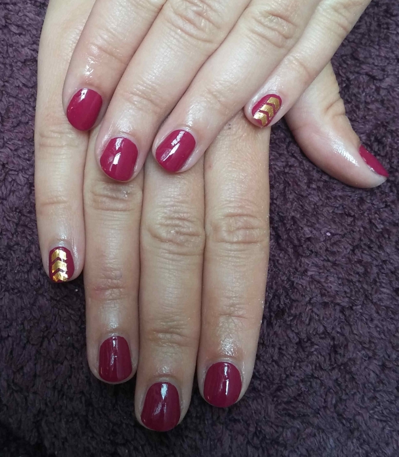 NAILS-BY-METS-Nails-inc-mobile-manicure-London