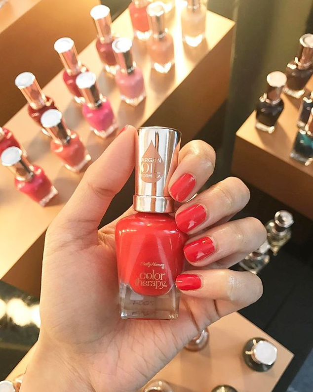 EVENT: Sally Hansen Color Launch at Rosewood, London - Mets